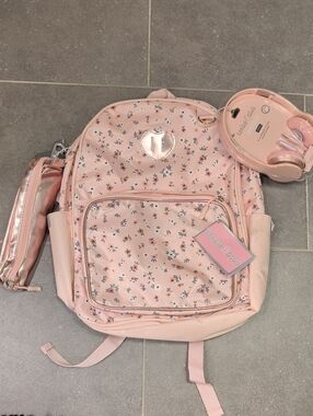 Locker Club Kids Floral Heart Pink Backpack with Matching Headphones And Bag.